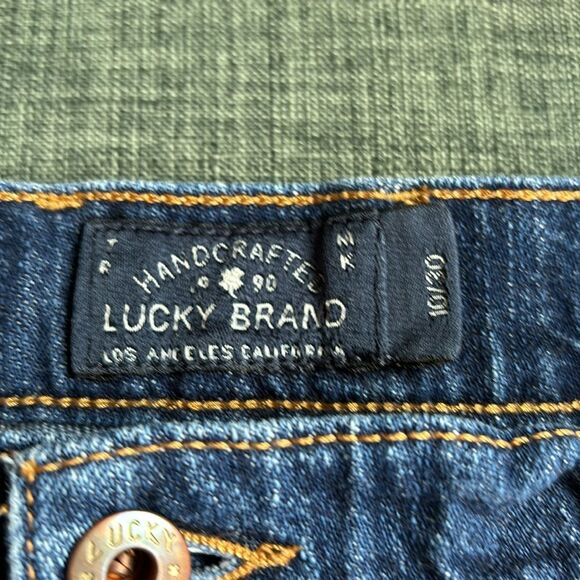 Lucky Brand Women cut off Blue Jean Shorts dark wash Malibu short size 10/30 EUC - Picture 3 of 8